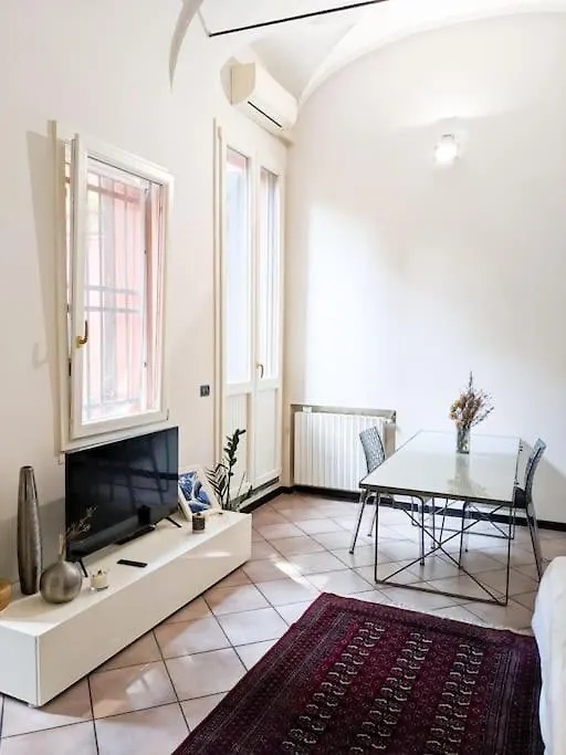 Affascinante Bilocale Nel Cuore Del Centro Storico Apartment Bologna